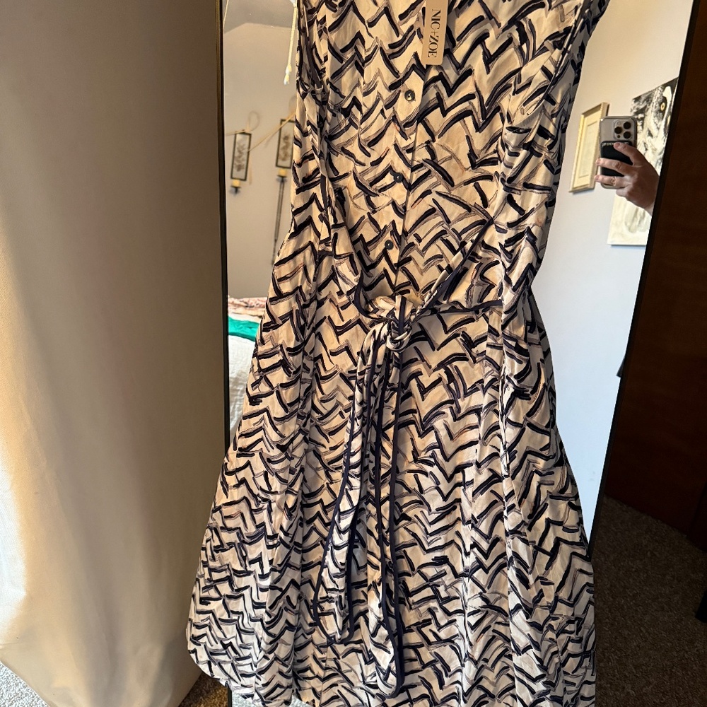 Nic + Zoe dress - Sleeveless Shirt dress - Blue/White - Size Medium - A-Line